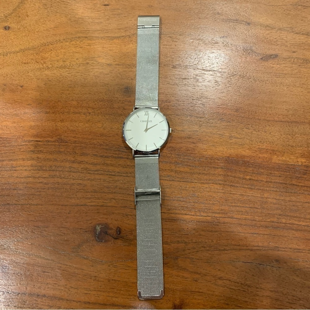 Charlize Mesh Watch - Picture 2 of 6